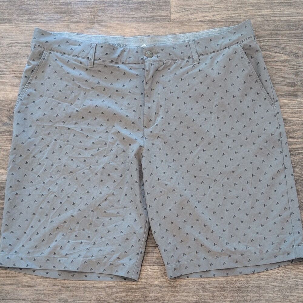 adidas Ultimate365 Men's Golf Shorts Gray Logo Print 38x9 Stretch Pockets